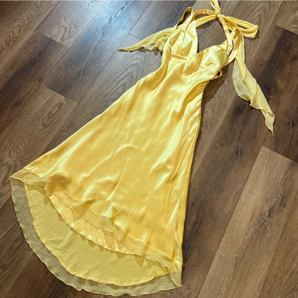 Dress - Picture 3 of 17